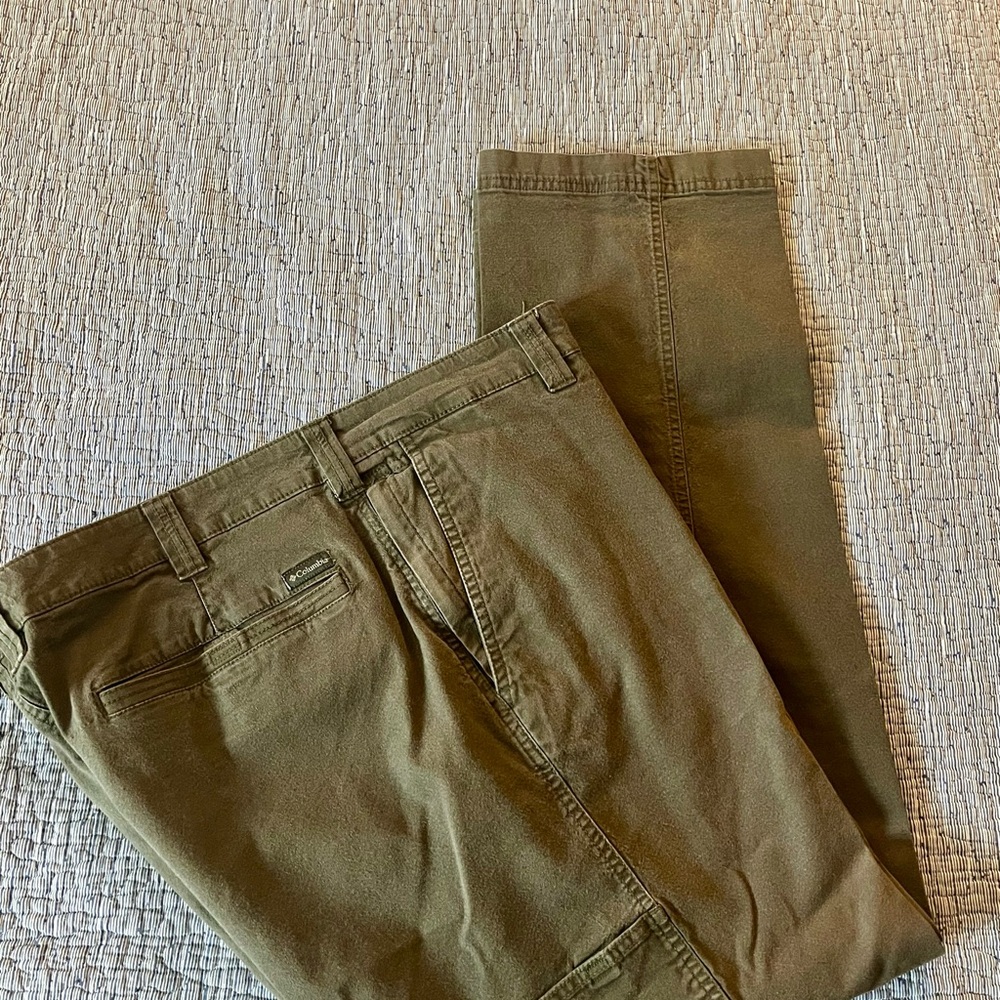 Columbia Green Chinos Classic Cotton Twill
